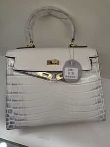 Hermes Handbags 550